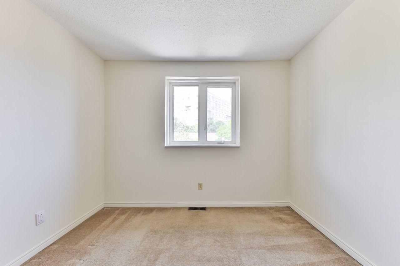 1160 Walden Circle #11