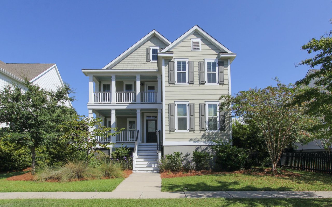 Spacious Home in Smythe Park – 1478 Wando Landing Street