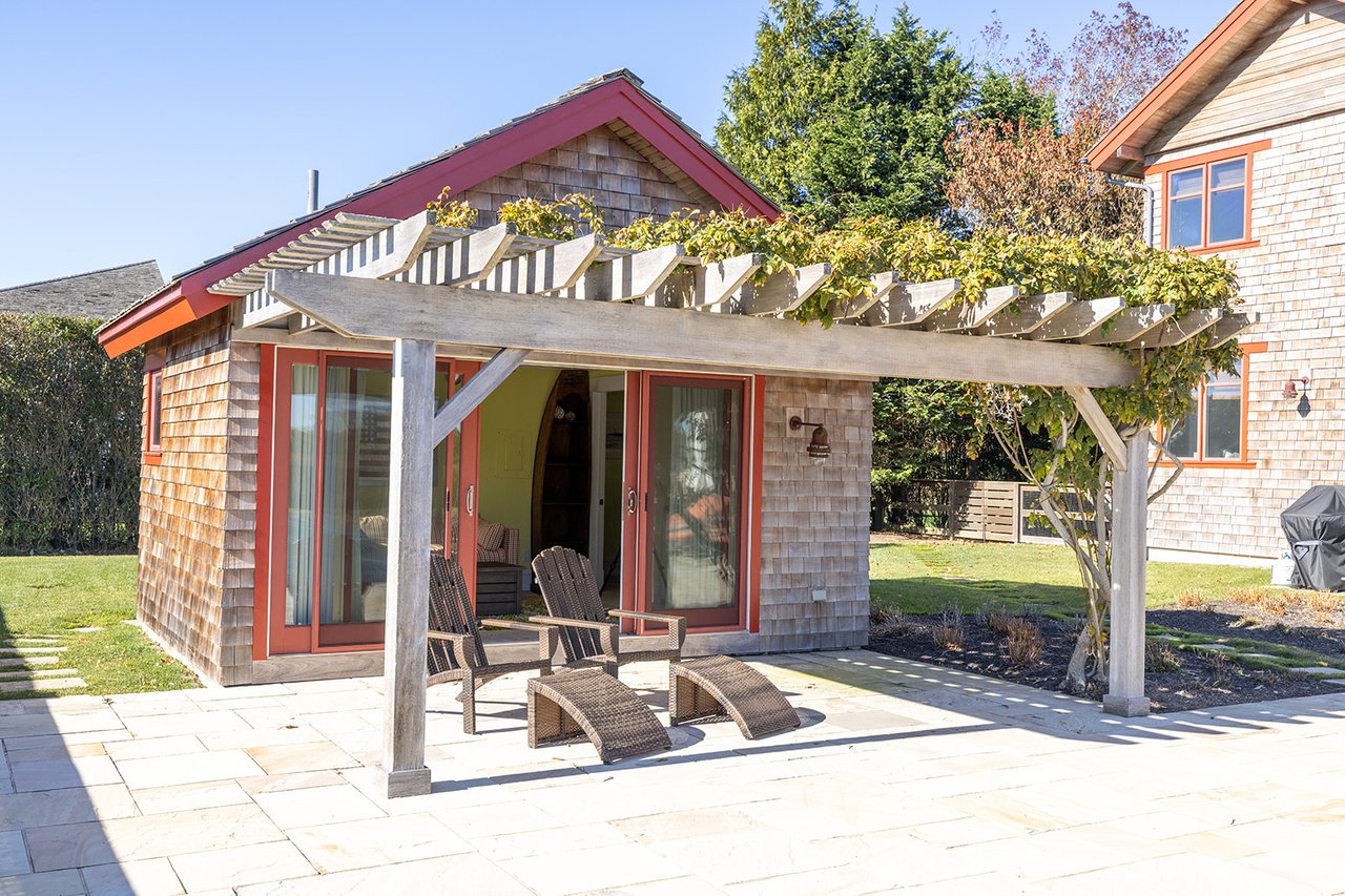 Magnificent Bridgehampton Estate