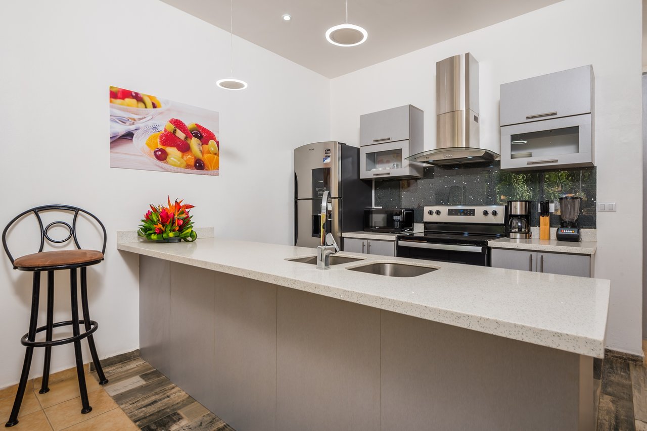 Portofino A1 | Tropical 2-Bedroom Condo Just 200m from Tamarindo Beach