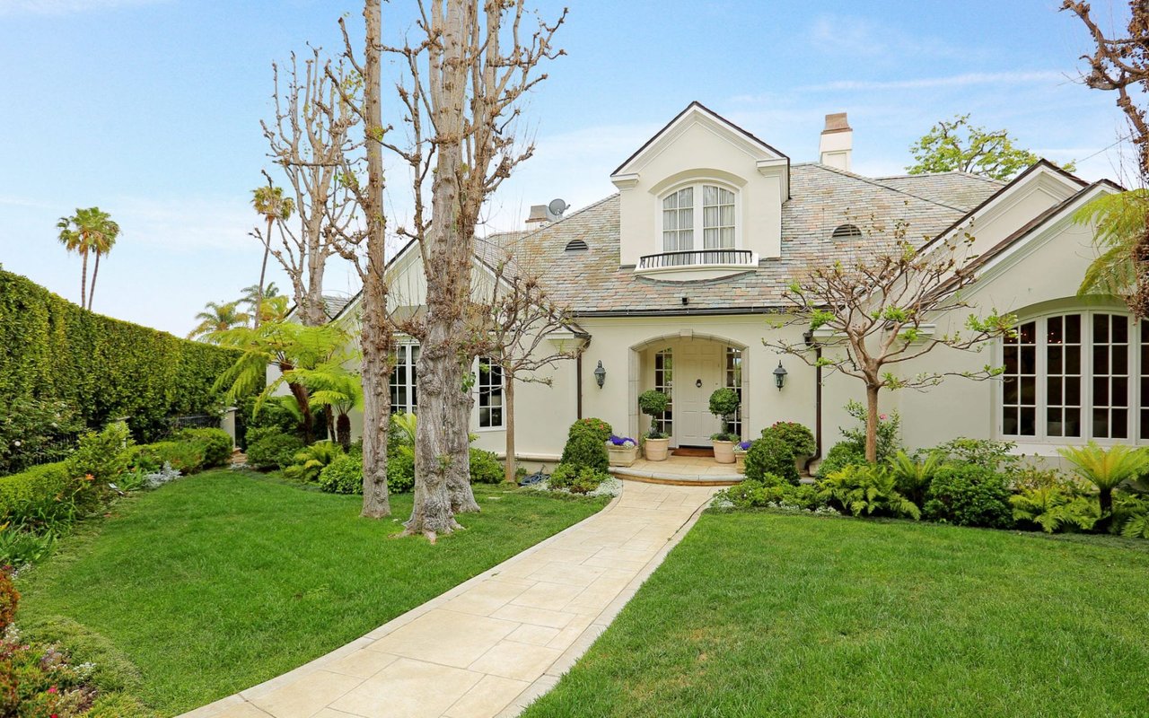 See Inside Melissa Rivers’ Pacific Palisades Mansion