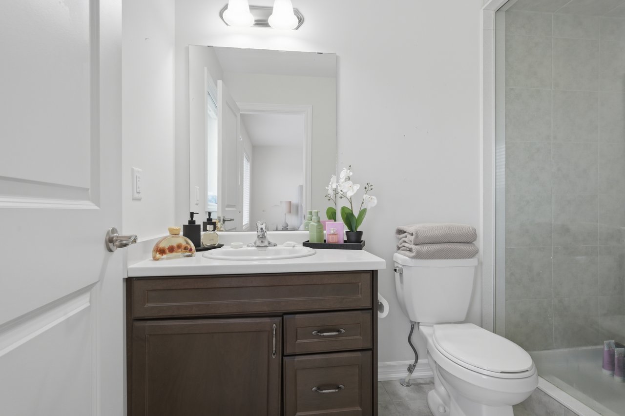 Waterdown Townhome