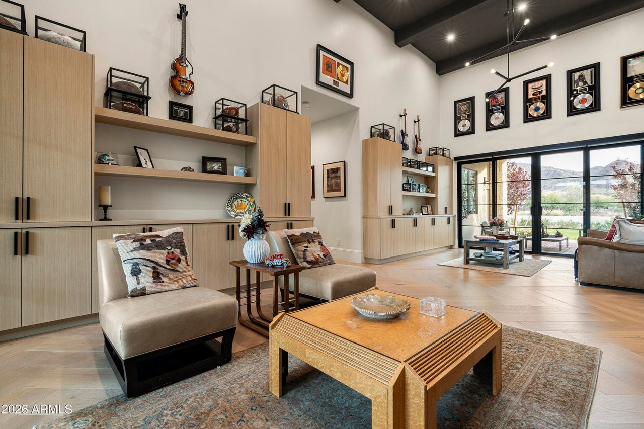 5432 E VIA DEL CIELO