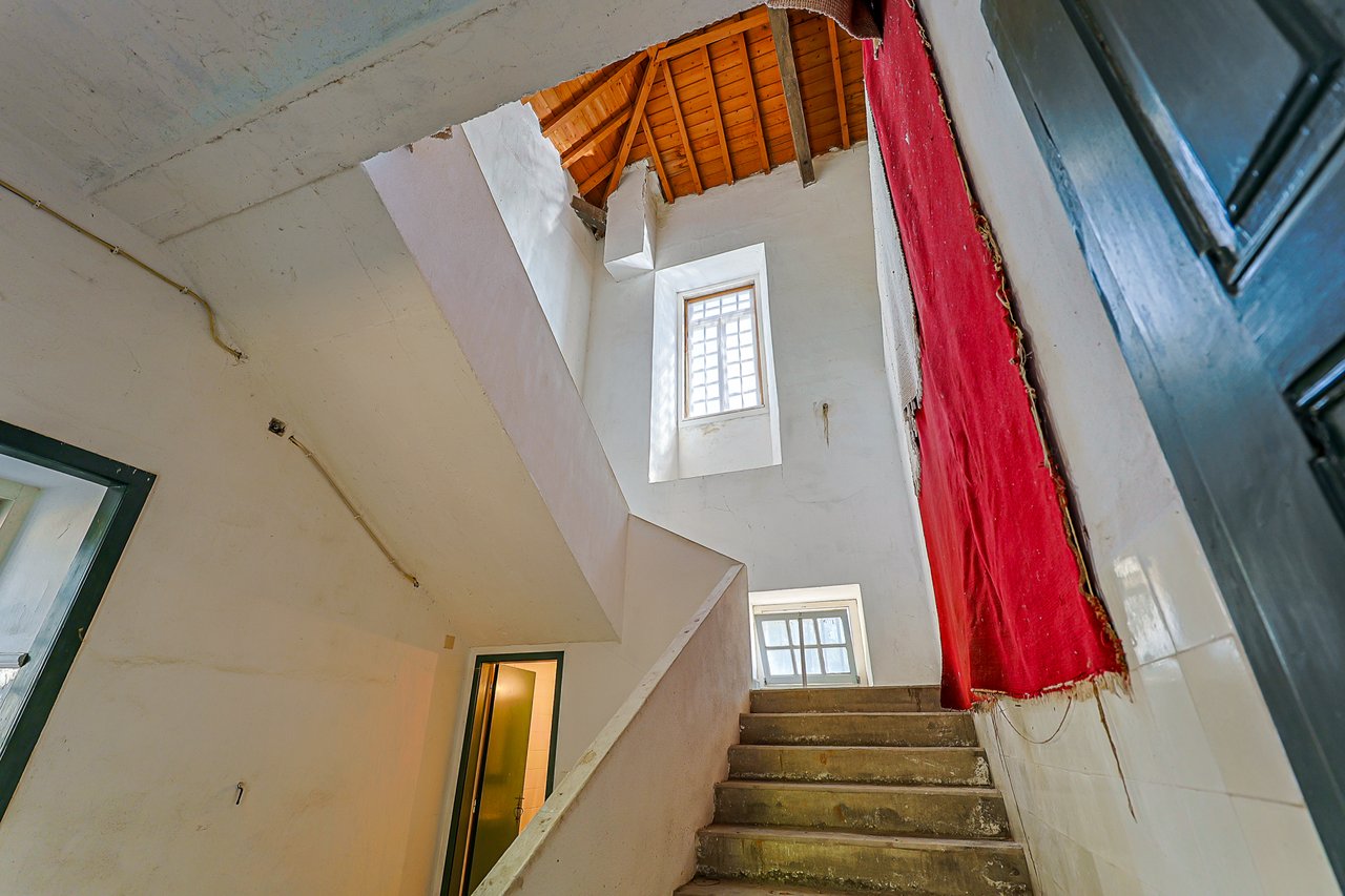 Magnificent 17th-Century Palace with  76,400 m² Estate Near Coimbra