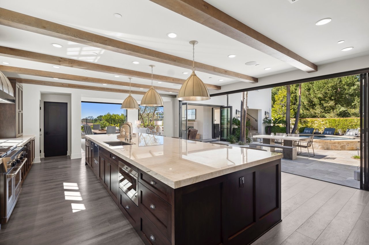 Coastal Luxury in Crystal Cove