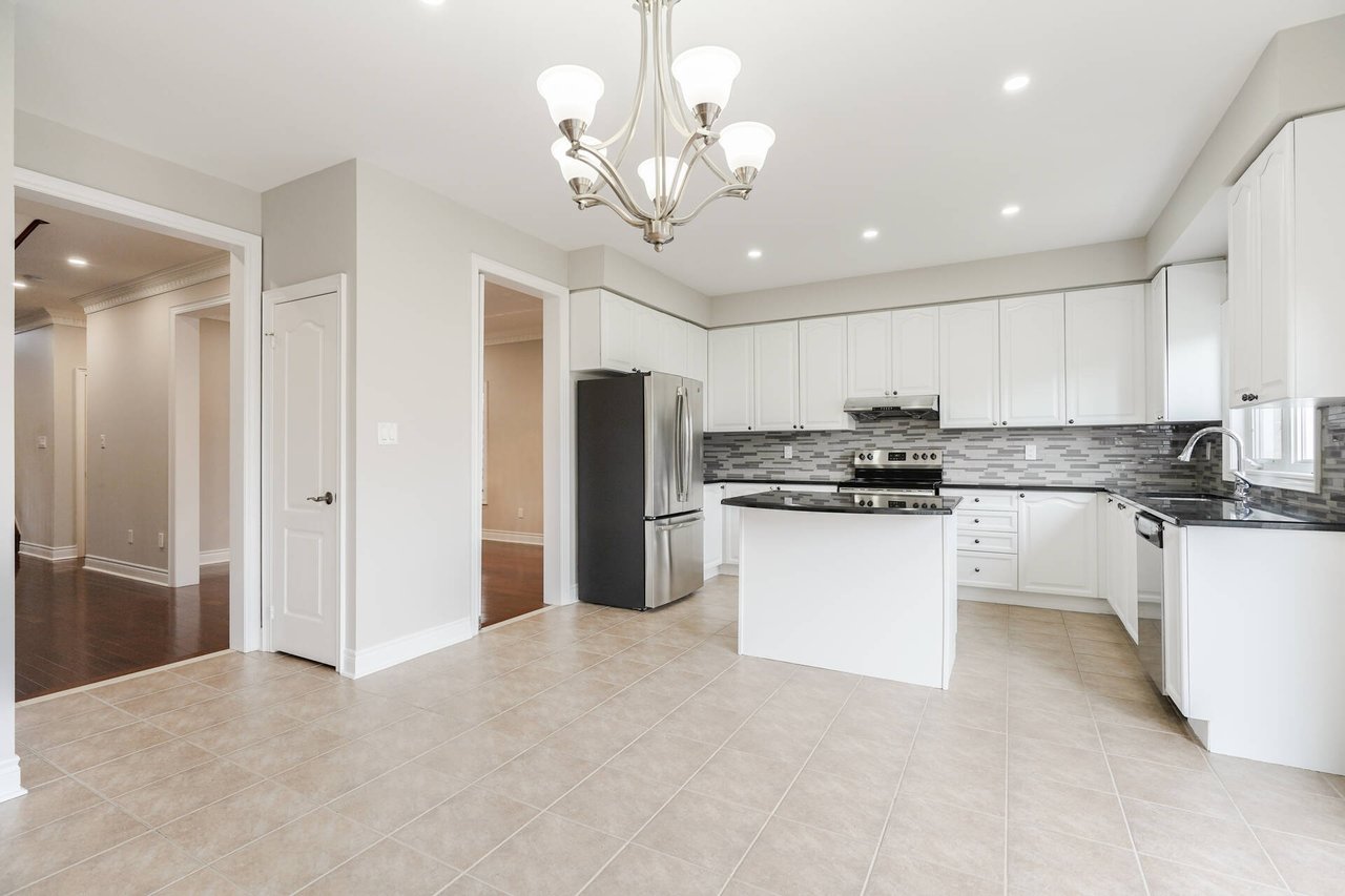 1648 Pennel Drive Unit: Upper