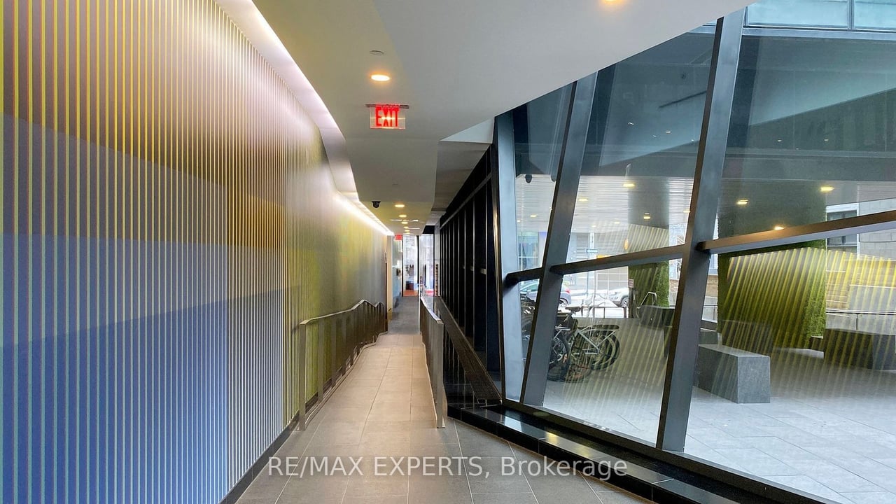 THOMPSON RESIDENCES