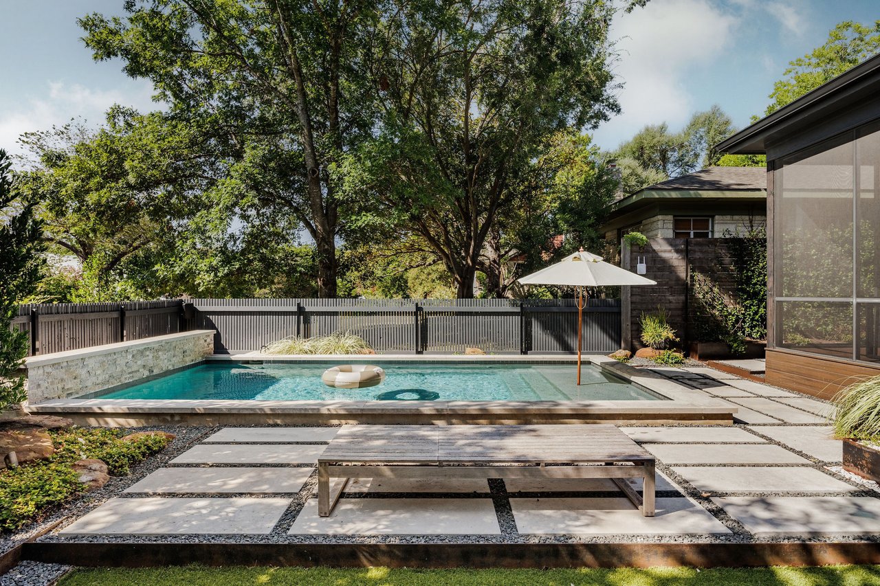 A Classic East Coast Reinterpretation in Travis Heights
