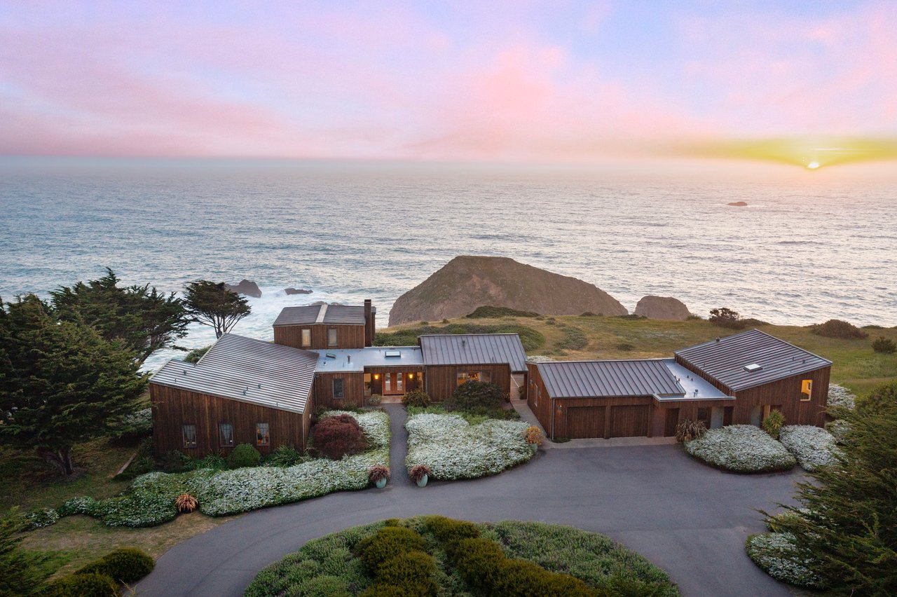 Sea Arches - 7000 S Hwy 1