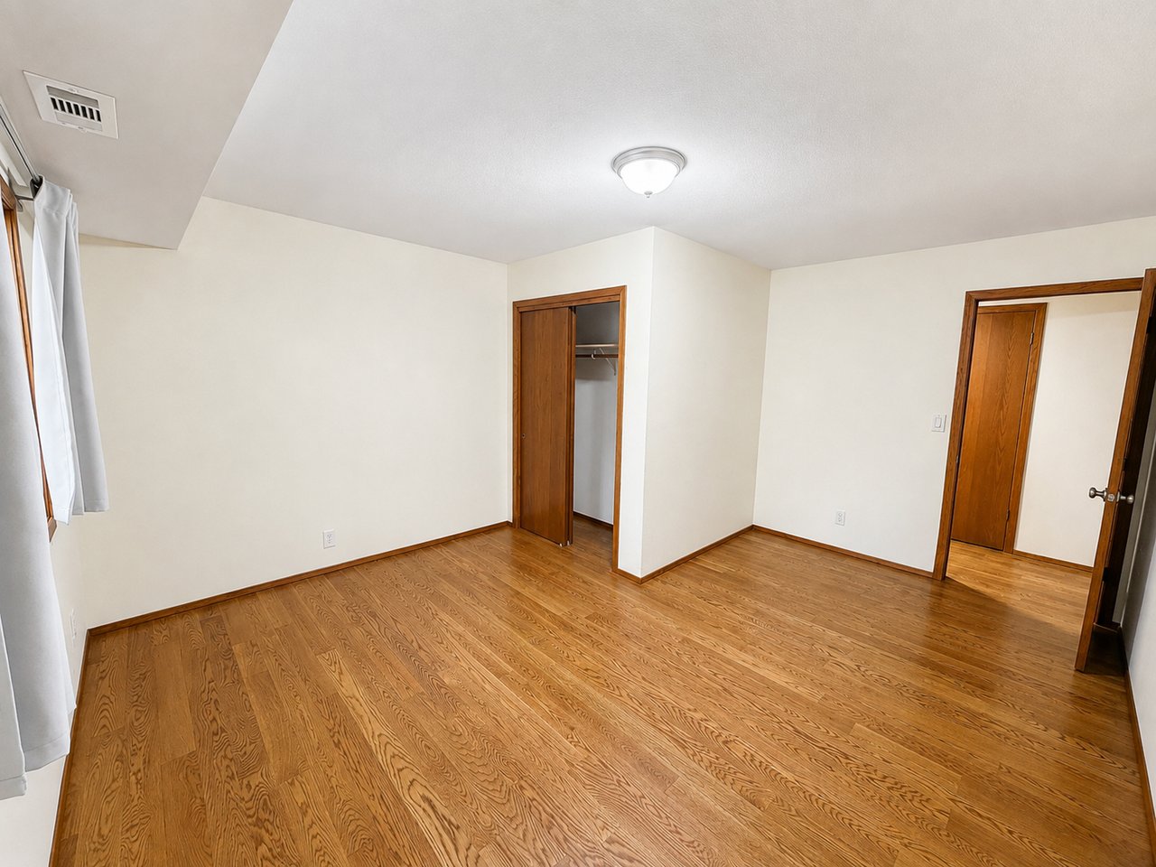 2546 186th Ave NE