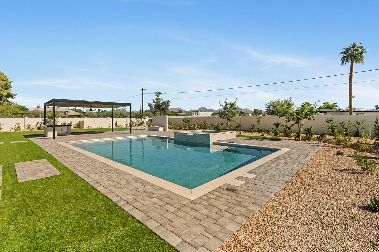 10809 N 82ND Place, Scottsdale