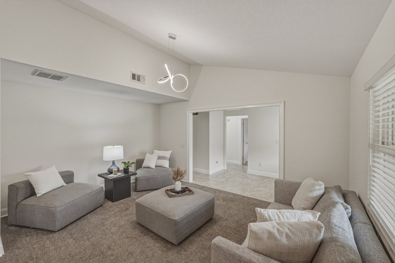 7601 Thunderhead Street