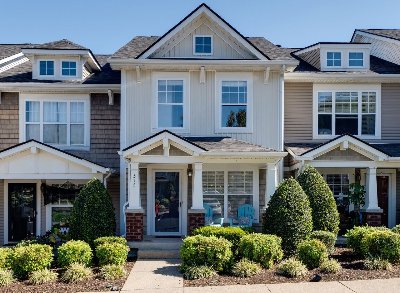 315 Shadow Glen Dr