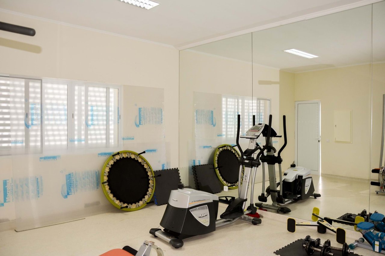 Luxury 4-Bedroom Villa with Indoor Pool – São Miguel, Azores