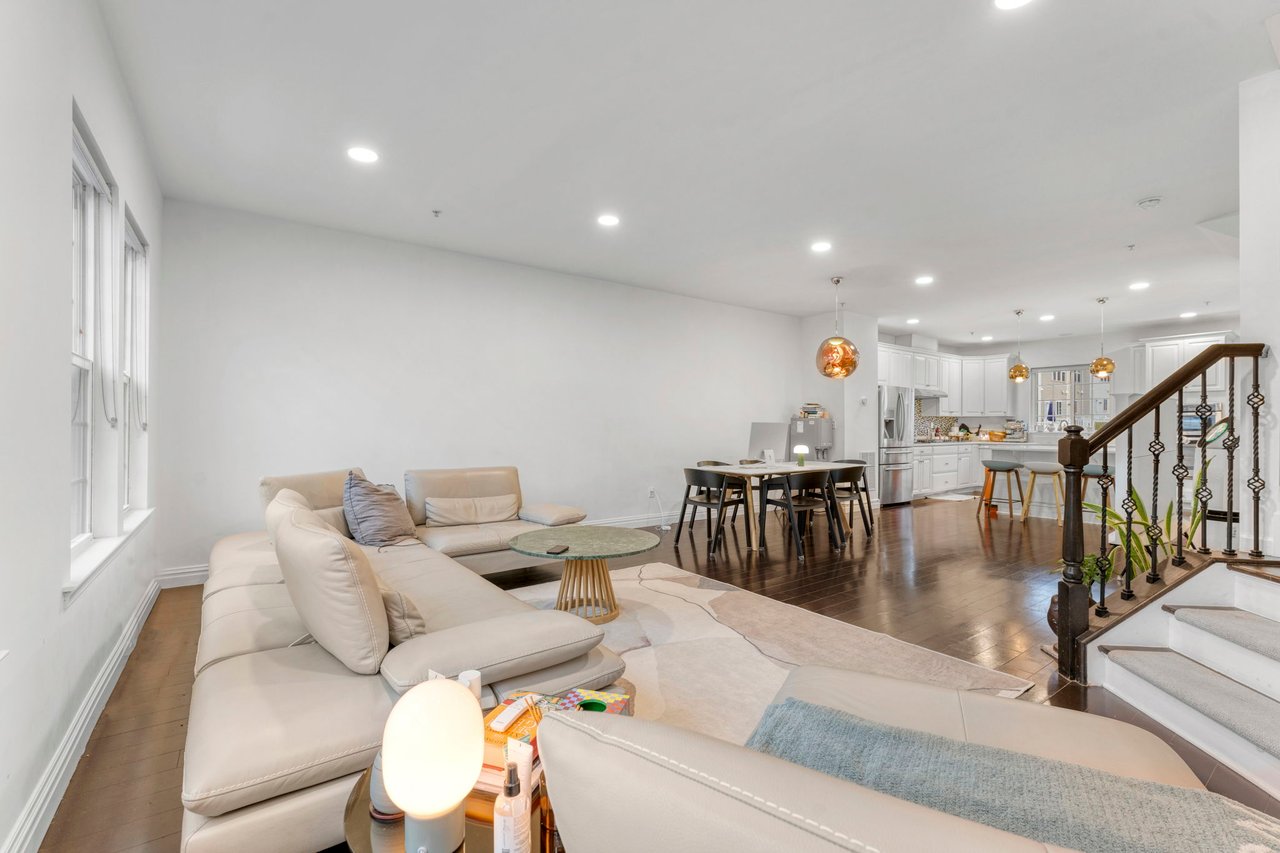 70 Wesmont Dr