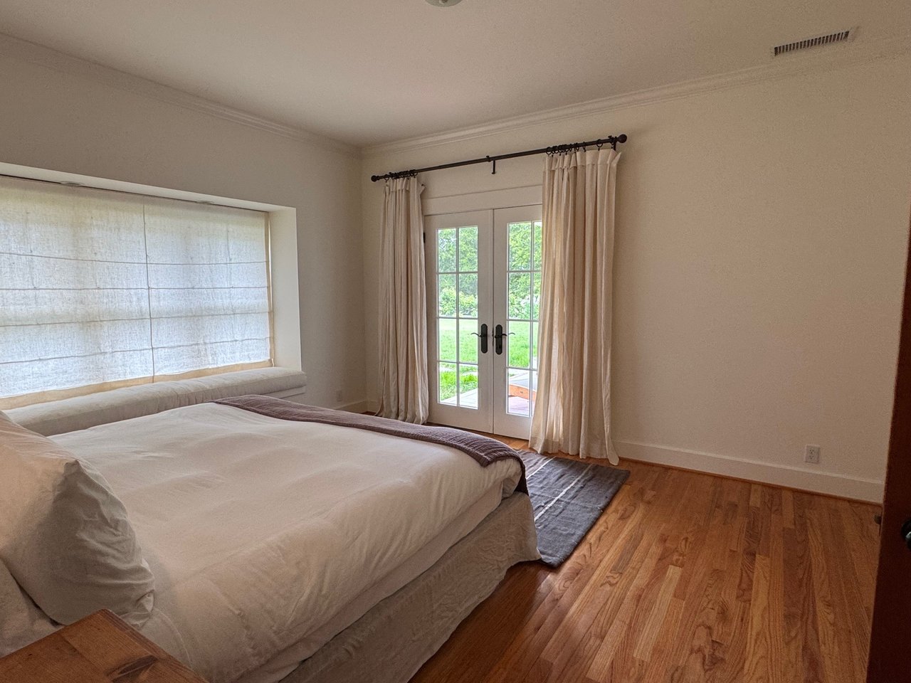 Country Farmhouse for Rent