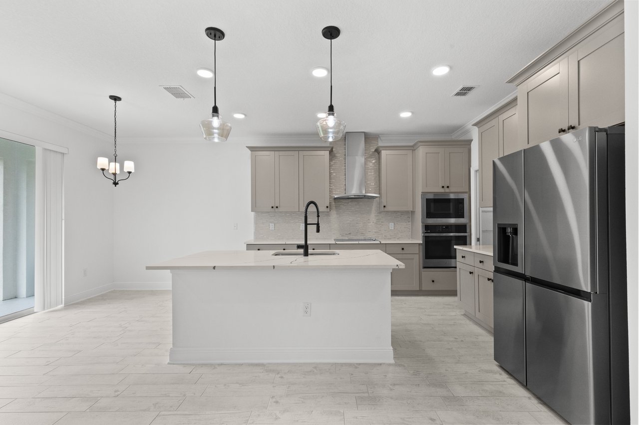 7421 Notched Pine Bend
