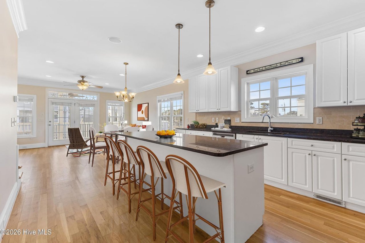 1505 Mackerel Lane #1