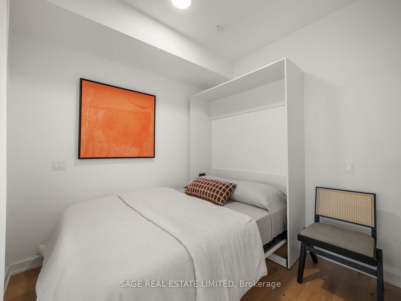 THE CARVALO ON COLLEGE PENTHOUSE