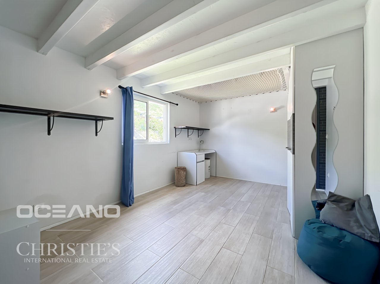 3 BEDROOMS - LARGE GARDEN - CUL DE SAC