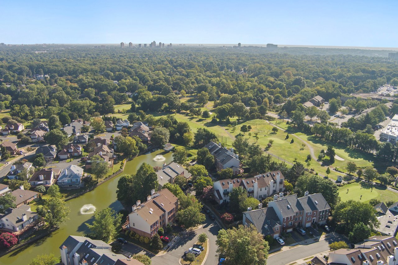 Best of Alexandria Living – 6540 River Tweed Lane