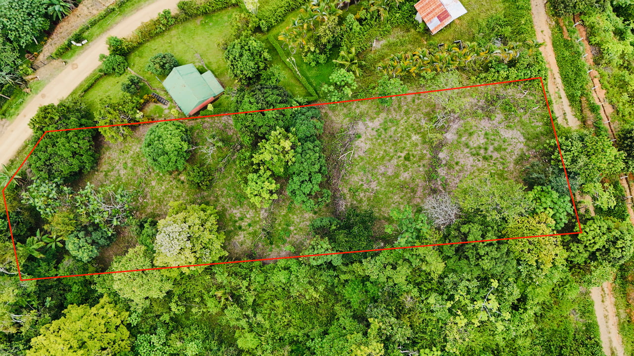 Ocean & Mountain View Lot with Multiple Building Sites-20 Minutes from Uvita