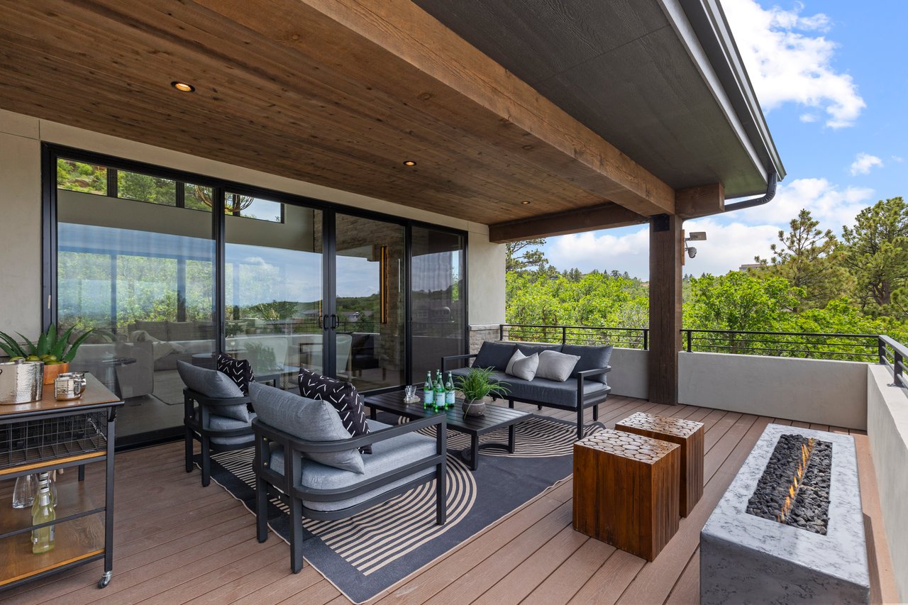 2783 Hawk Point 