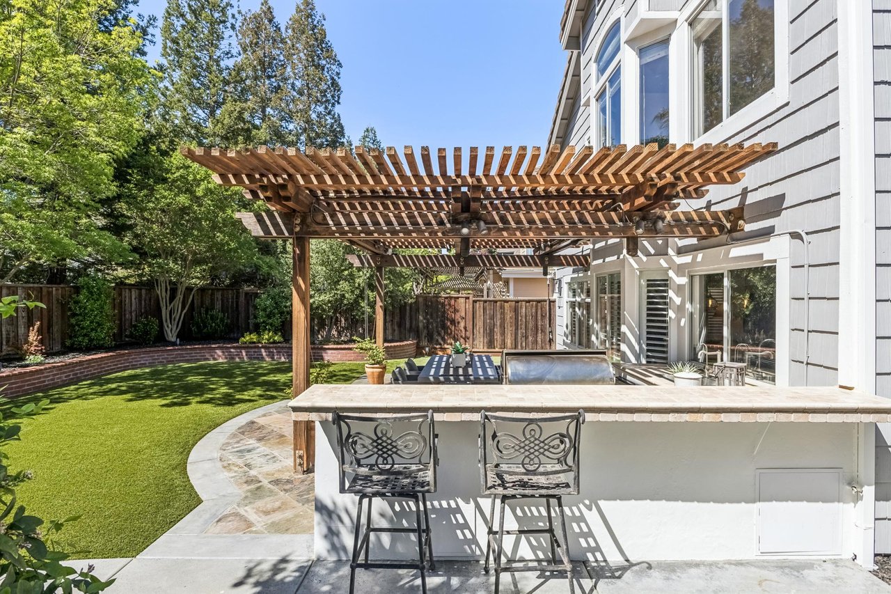 2426 Tapestry Way West Pleasanton