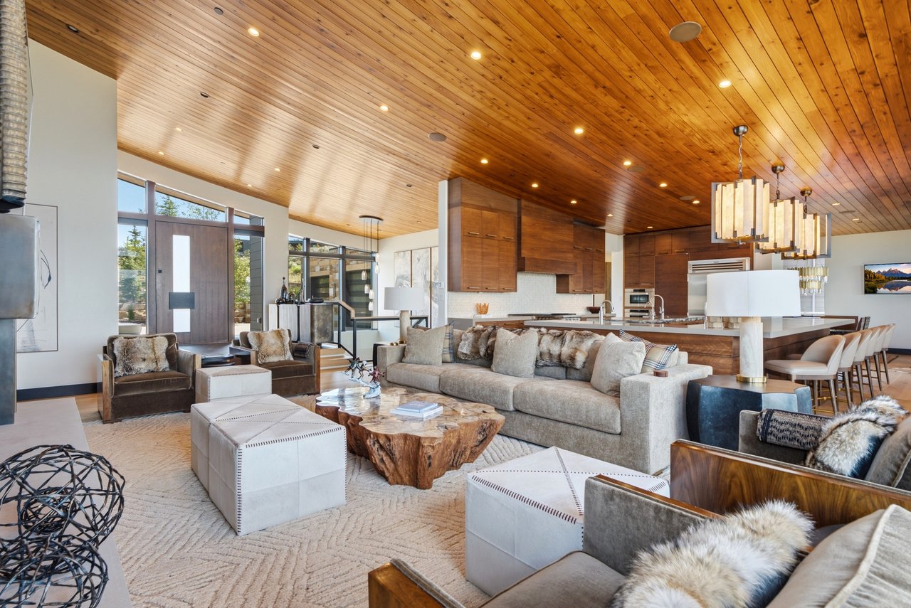Top-of-Promontory Architectural Estate — Furnished & Turnkey - Front-Row Mountain Views