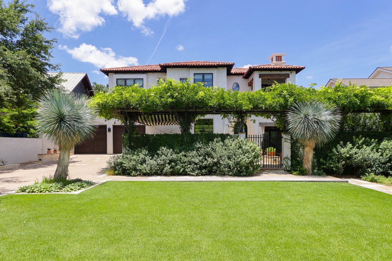 1308 Meriden Lane