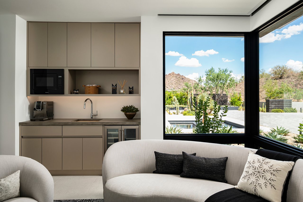 10784 E PINNACLE PEAK Road