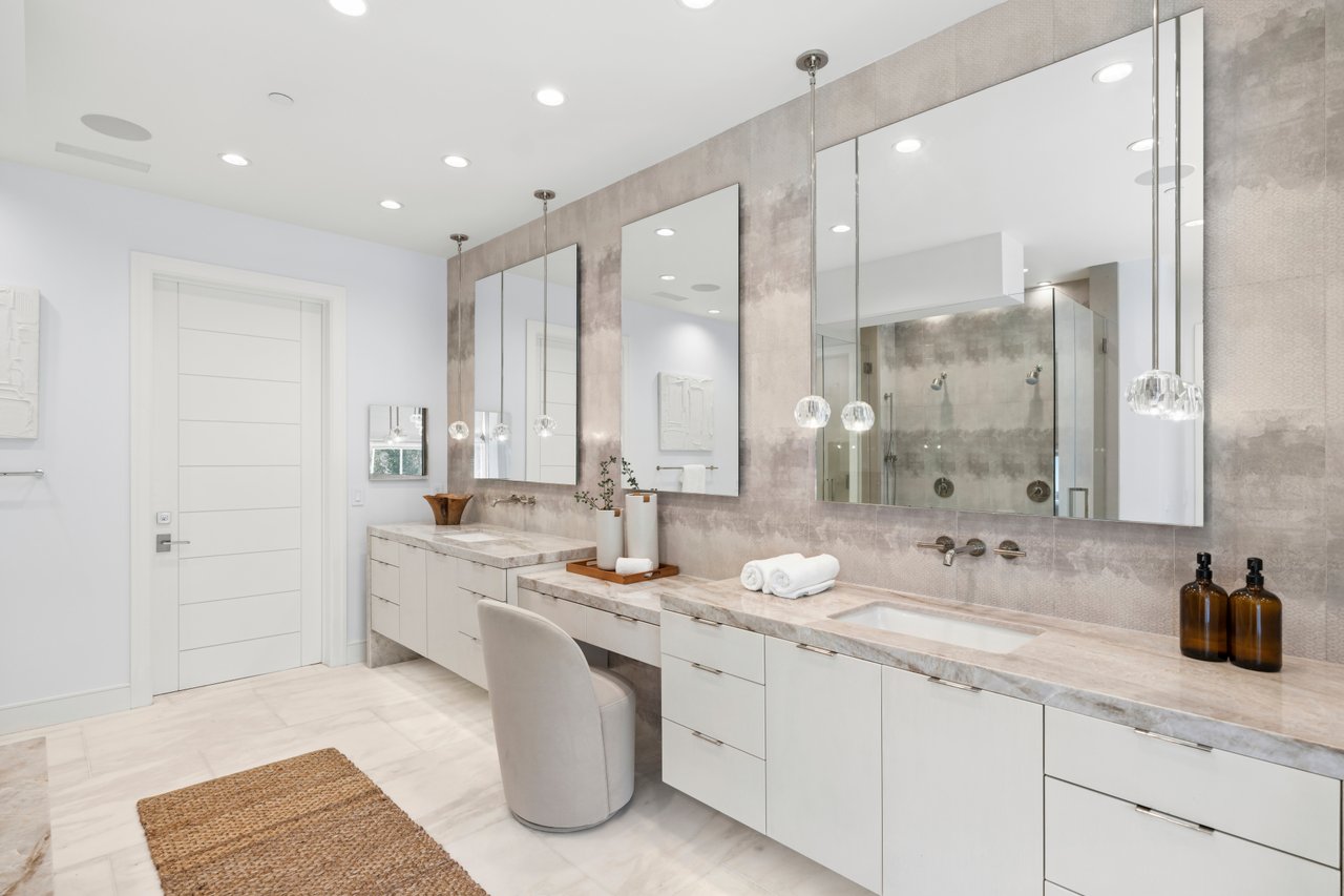 2007 Port Provence Place