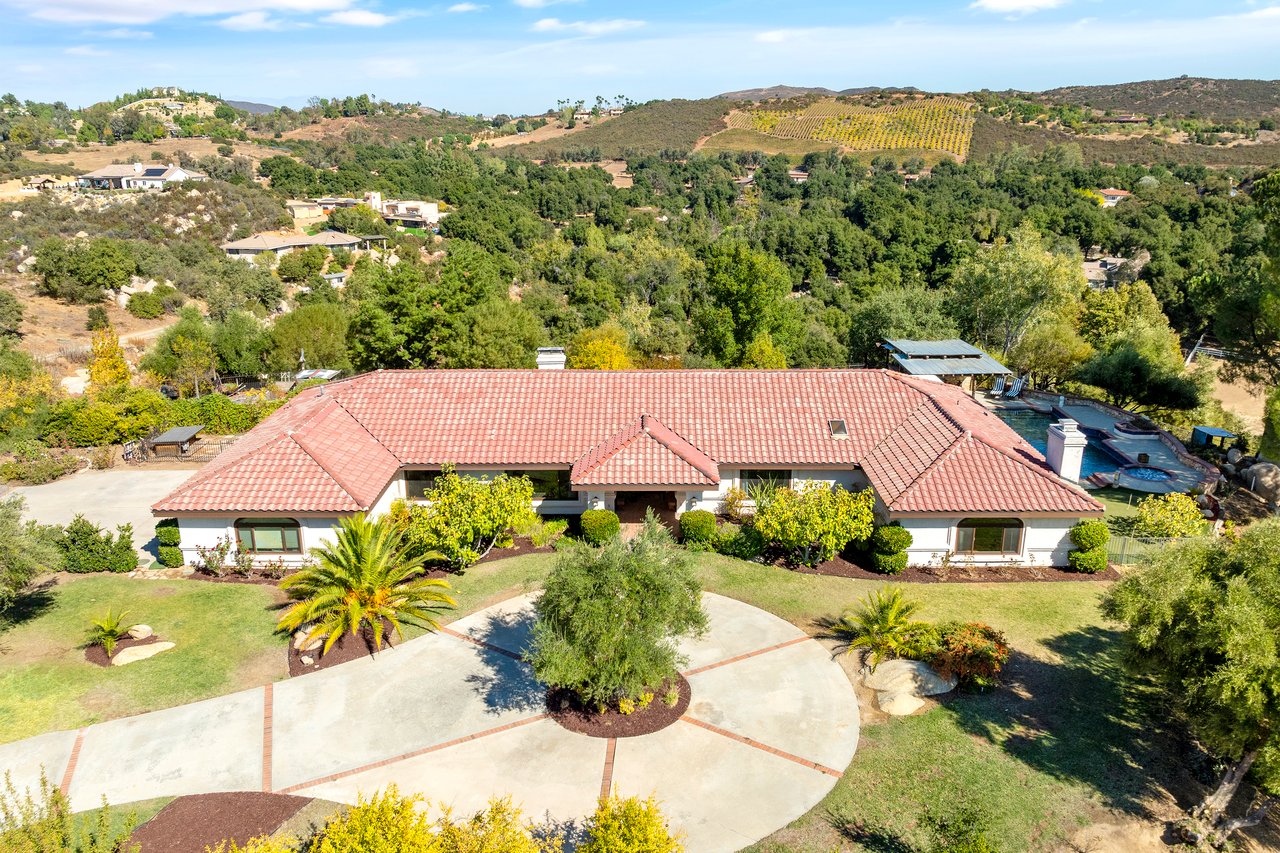 18590 Hombre Lane