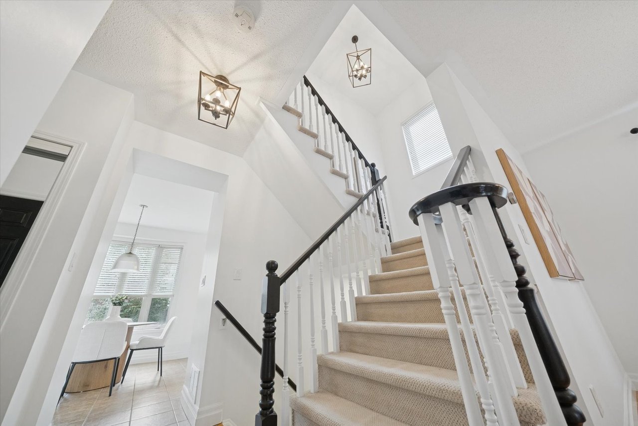 77 Fred Silvester rd