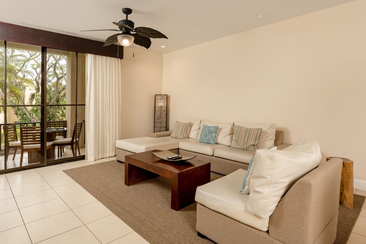 Pacifico L914, 2-Bed Condo, Playas del Coco