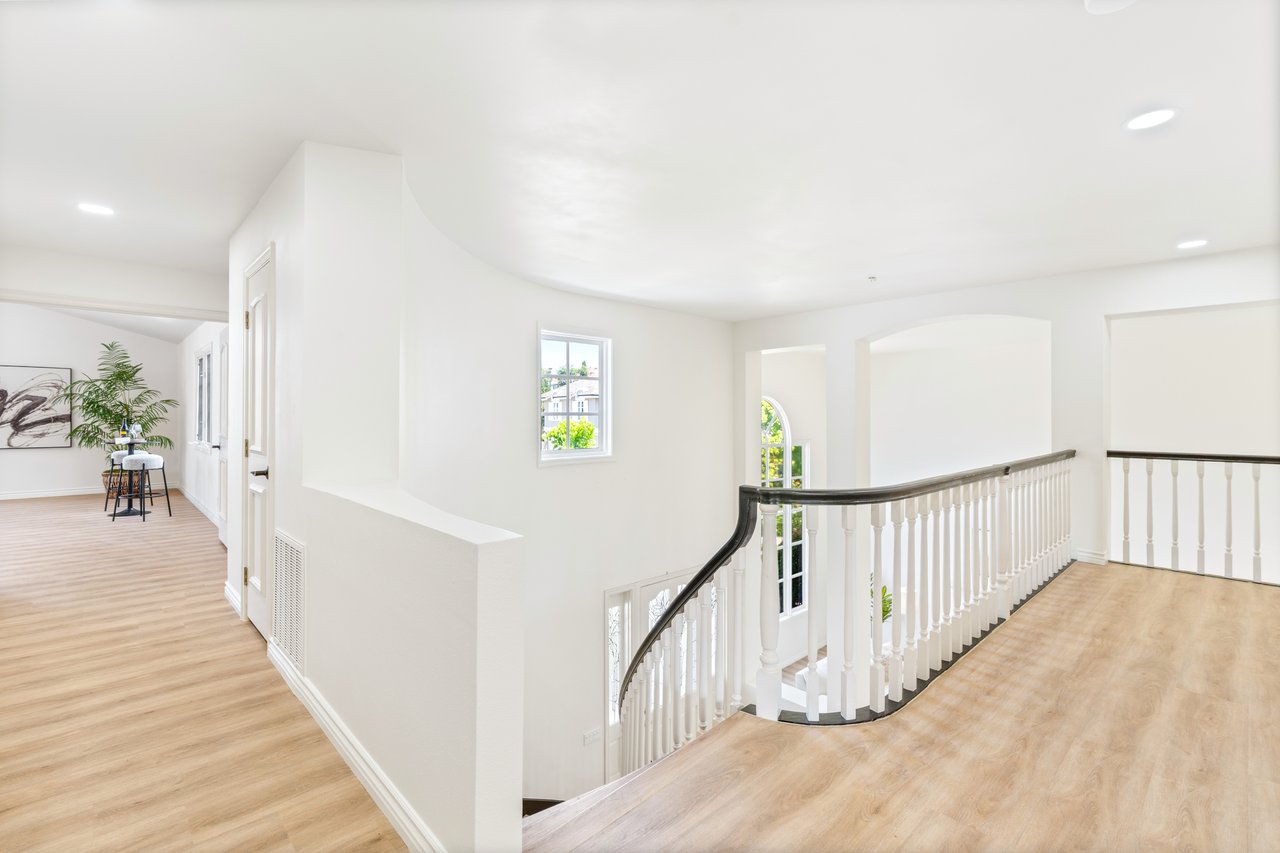 20 Meadow Wood Drive