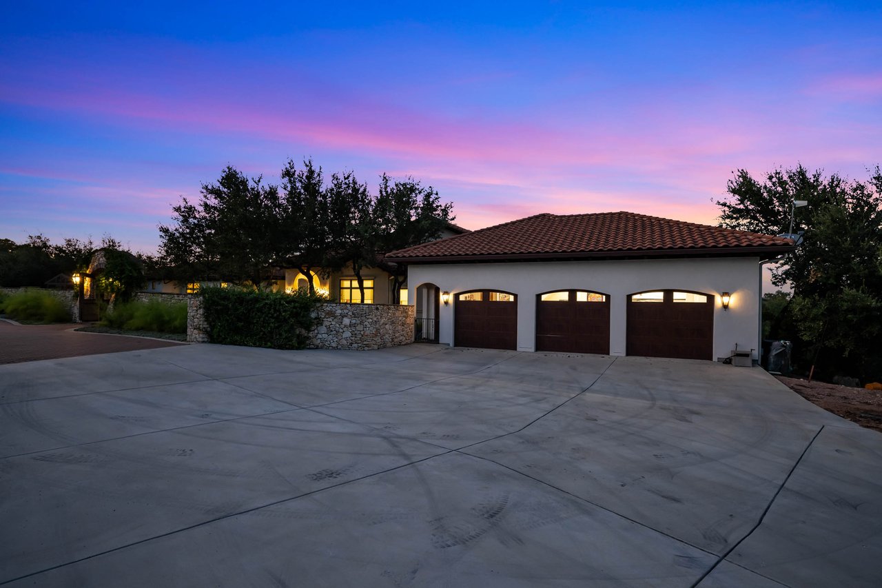 24209 Scenic Loop Rd