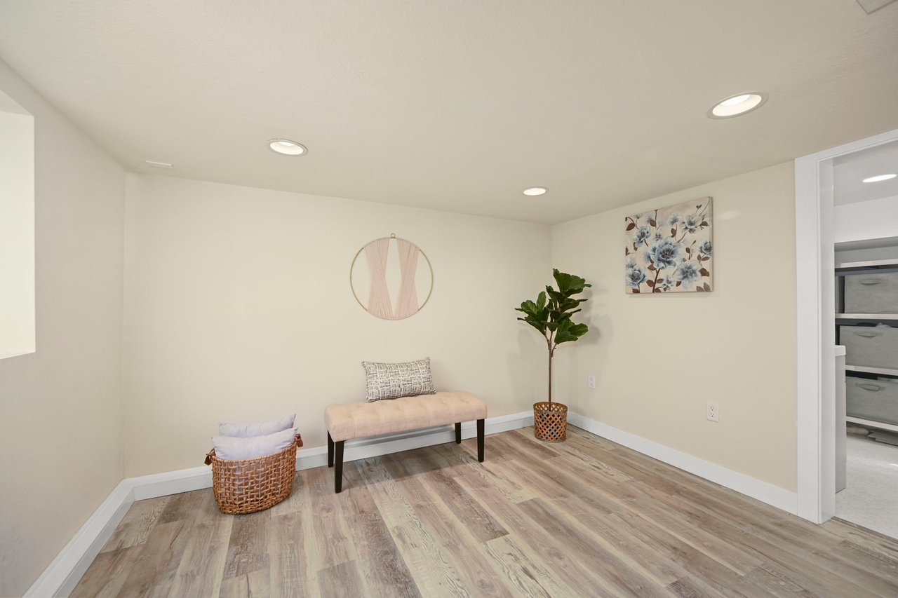 3840 Canyon Way, Martinez