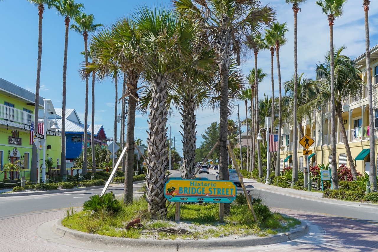 2206 Avenue A, Bradenton Beach, Florida