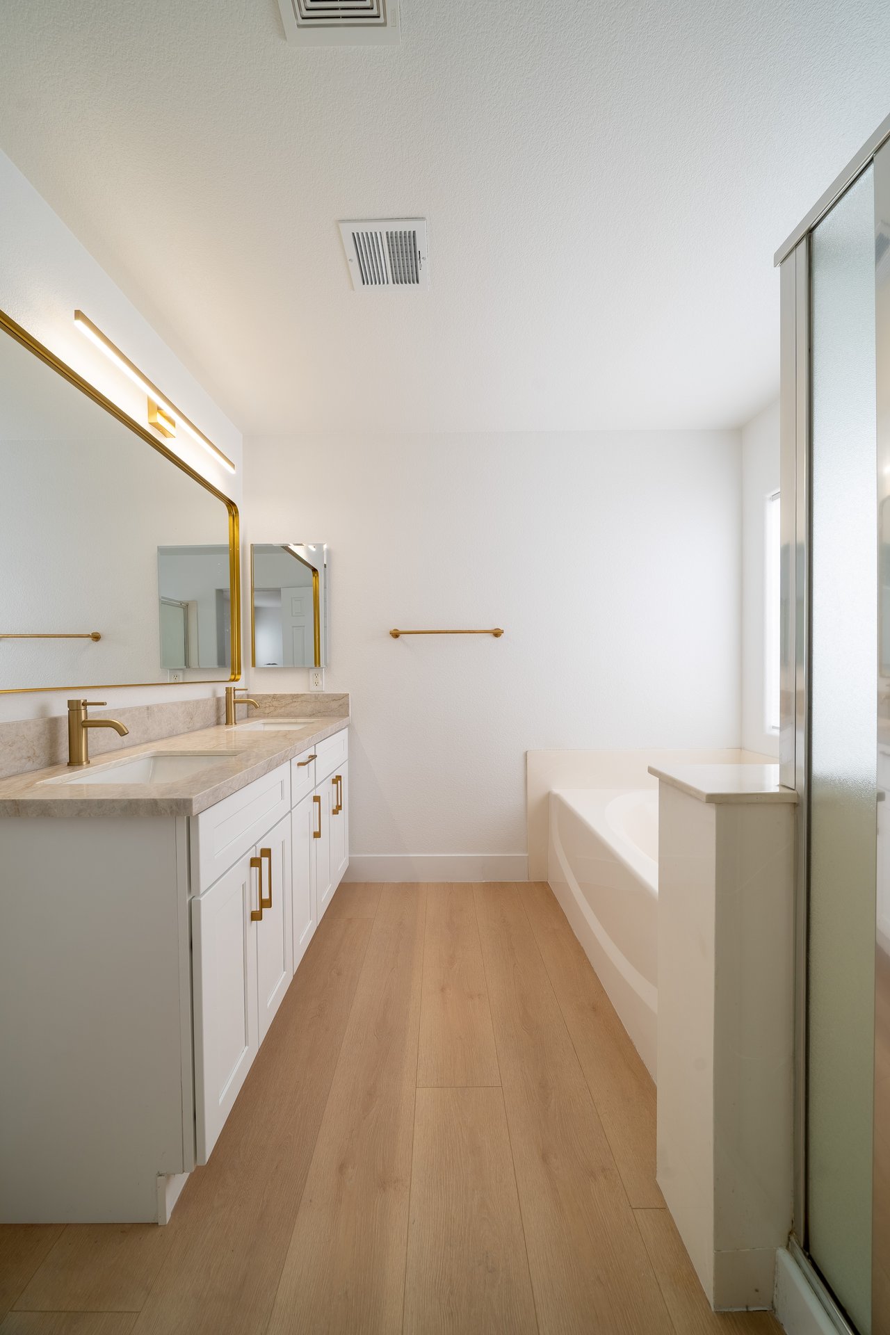 504 Lacabana Beach Drive