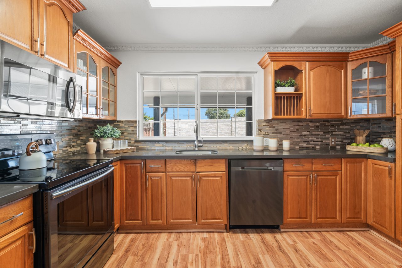 1459 Blackfield Drive