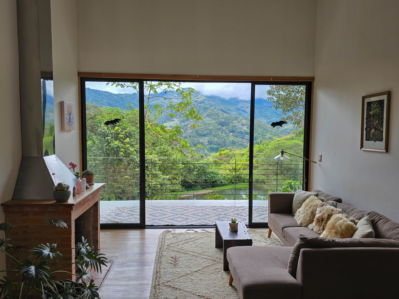 Private Lake Mountain Sanctuary, Perez Zeledon, San Jose