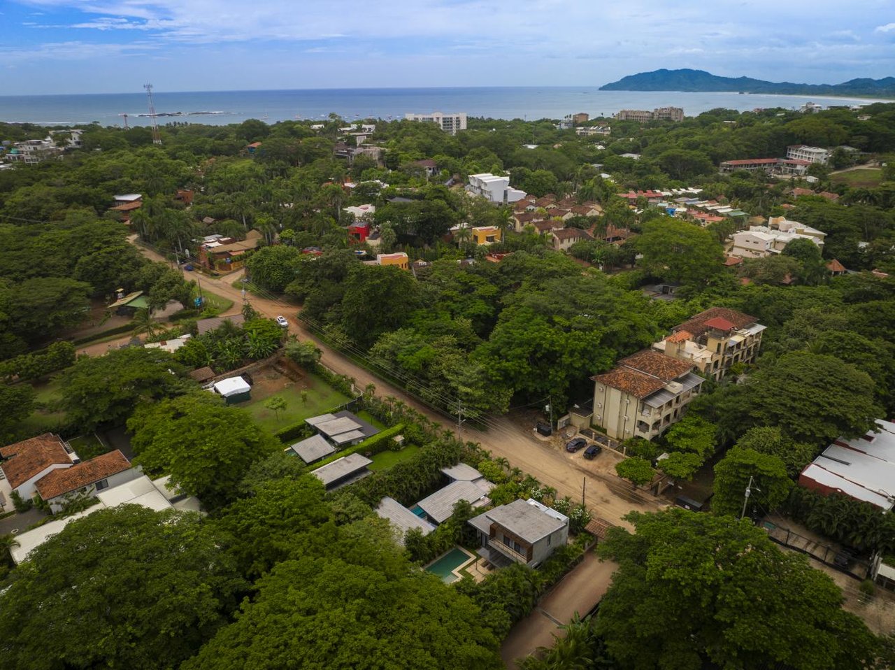 Casa Chile | Modern 3-Bedroom Home with Pool in Tamarindo, Costa Rica
