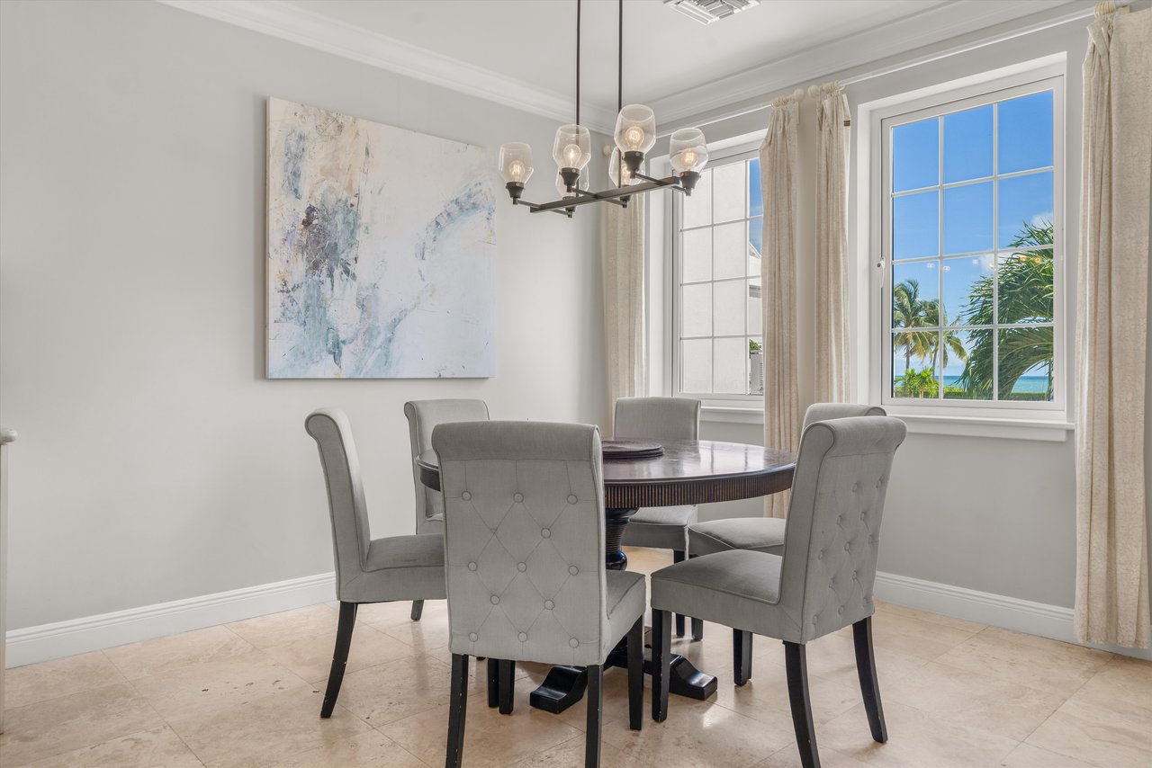 Luxury Oceanview Residence in Palm Cay 