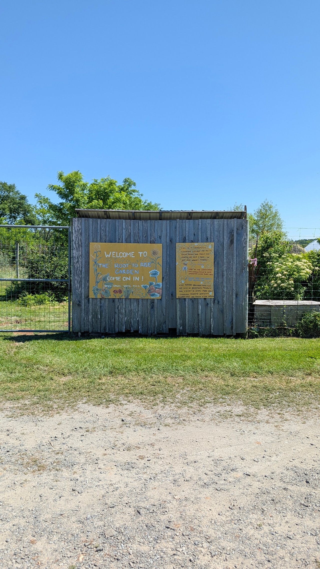 Potomac Vegetable Farms, The Purcellville Stand