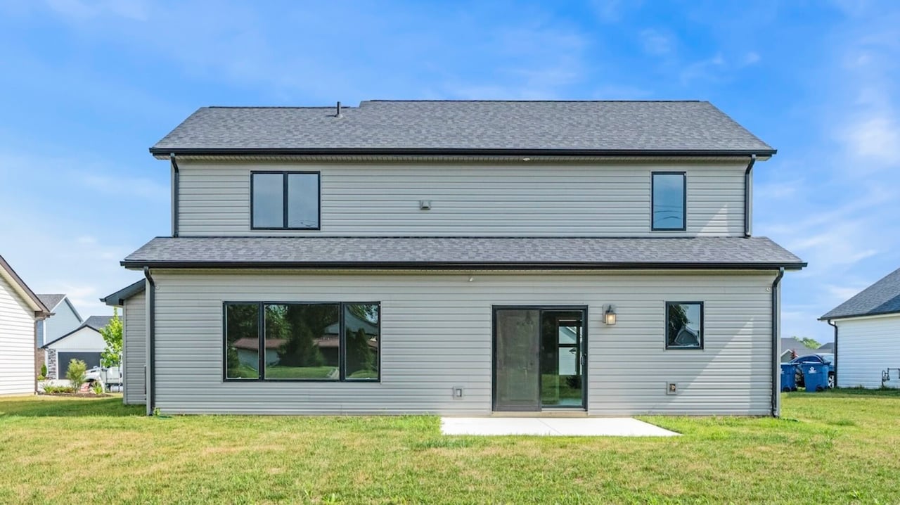 1423 Herdsman Blvd