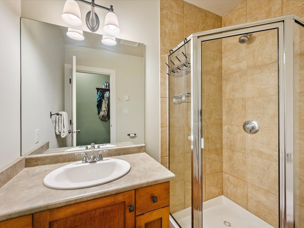209-1436 Portage Road, Pemberton