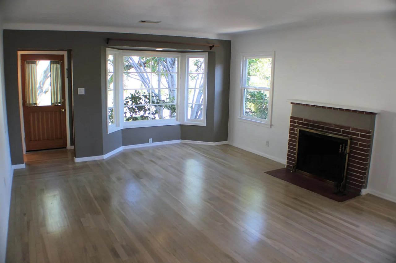 3741 Globe Ave
