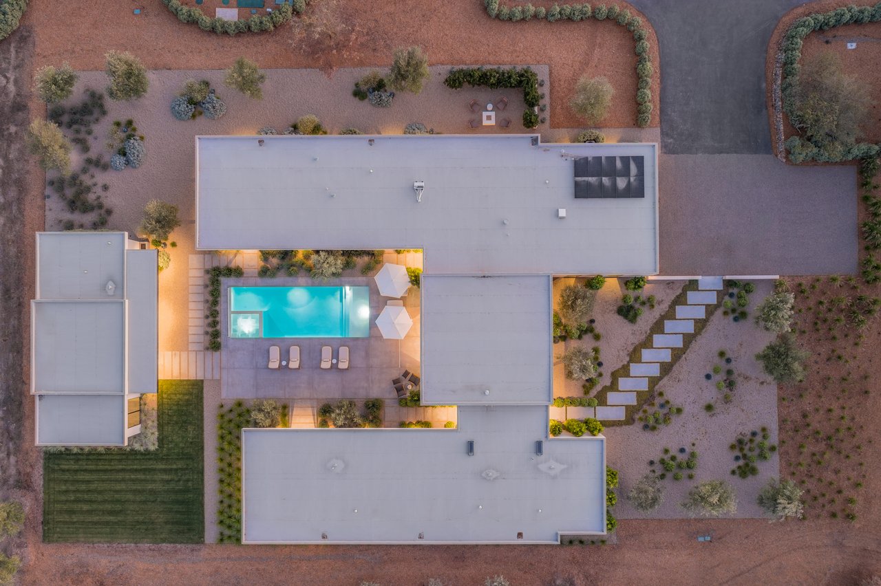 1608 Ridge Valley Road