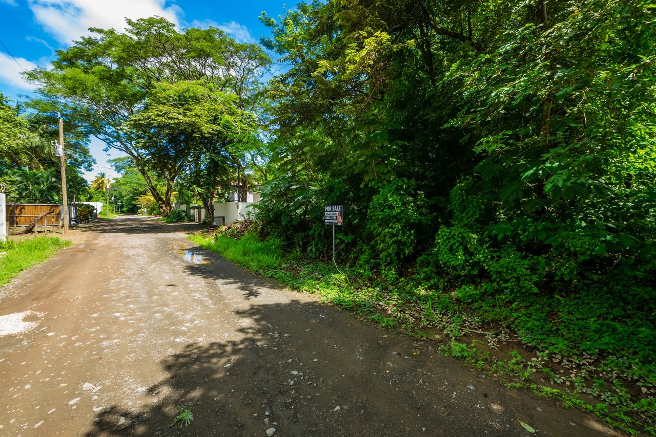 Surfside Lot L16 | Buildable Homesite Near the Beach in Surfside, Playa Potrero